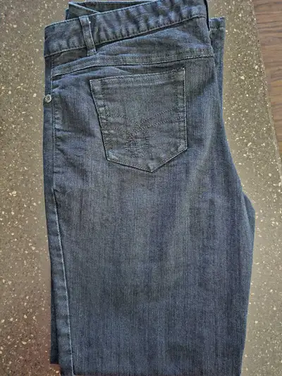 Women's Casual Bottoms (7 Items), View more