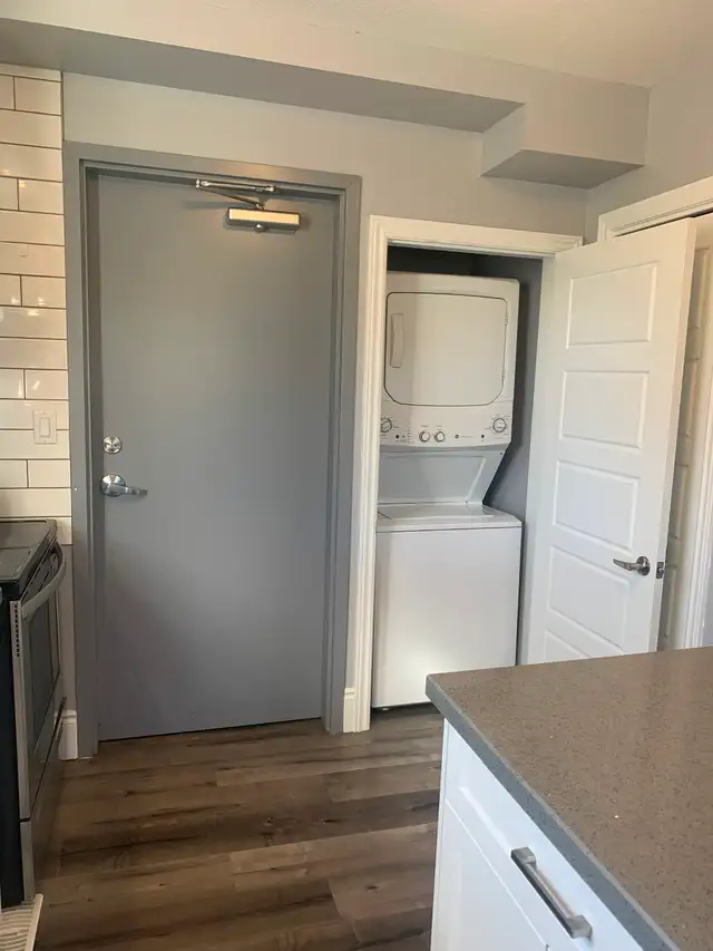 GORGEOUS 2 BEDROOM- ALL INCLUSIVE in Long Term Rentals in Kitchener / Waterloo - Image 11