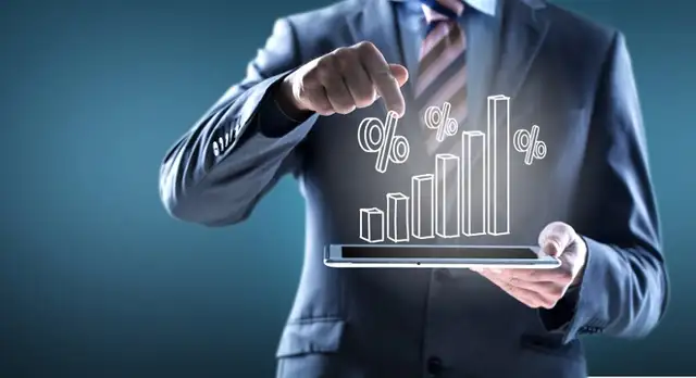 Successful Businessman looking for new ideas / networking / etc64402014327299122