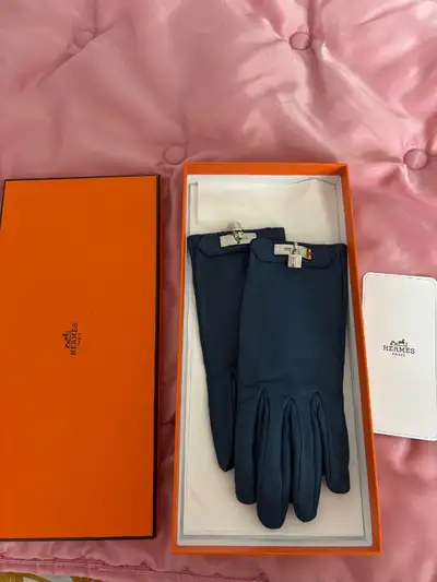HERMES SOYA GLOVES, View more