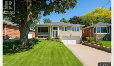 Beautiful Detached Brick Bungalow for Sale by Owner in Prestigious Bayview Village, North York! Loca...