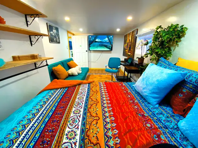 Cozy room with included internet62863776175745123