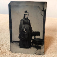 Ancienne photo Ferrotype (Tintype) Vieille dame #  17