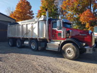 2016 Kenworth T800 Dump Truck