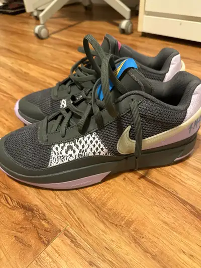 basketball shoes, View more