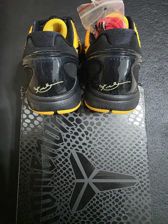 Kobe 6 Light Bulb in Men's Shoes in Mississauga / Peel Region - Image 5