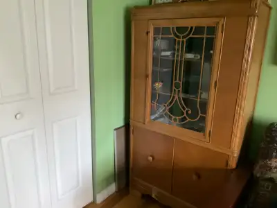 Armoire en bois, View more
