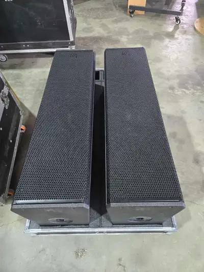 Pair of NXL- 44-A MK column array speakers. $6429 new each. Selling the pair WITH custom road case f...