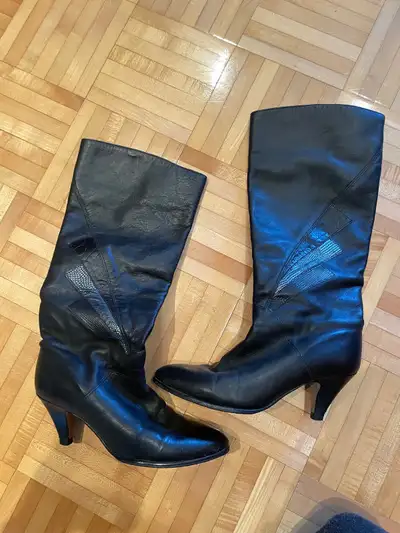 bottes 5 / bootes size 5 , View more
