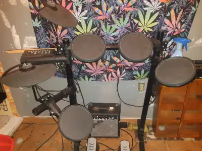 Yamaha Electronic Drum Kit, View more
