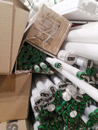 Free T8 and T5 fluorescent lights- take them all