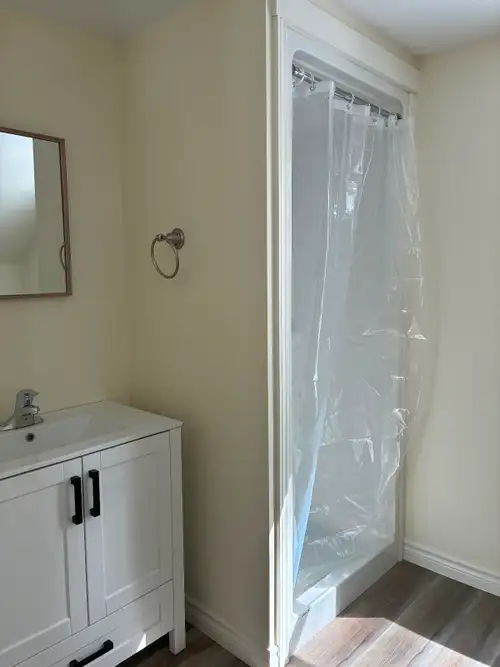 Newly renovated. Heat pump. Own bathroom. Main floor or upper Shared kitchen. Utilities included