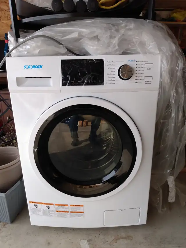 COMPACT VENTLESS WASHER DRYER COMBO in Washers & Dryers in Kitchener / Waterloo - Image 3