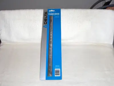 I have for sale a set of new in package Delta high speed steel planer blades for a Delta thickness p...