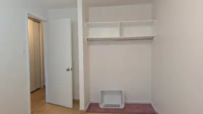 Room for rent in shared four-bedroom, three bathroom townhouse located between Woodroffe and Merival...