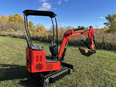 I am selling new Prairie Dog Mini X excavators, a compact and powerful machine ideal for small to me...