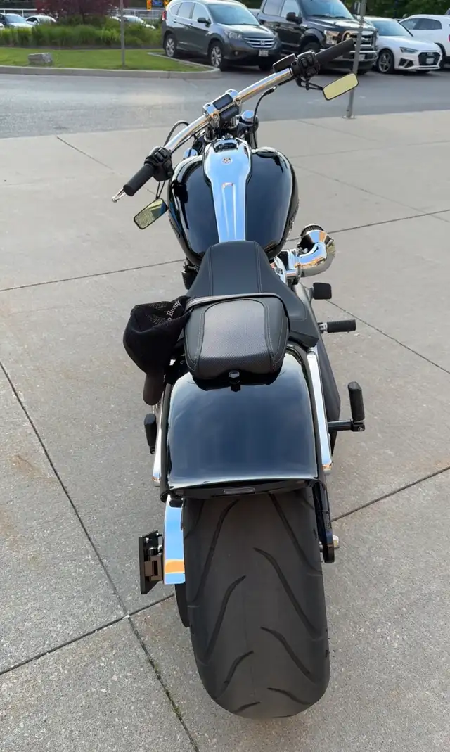 2024 Harley Davidson Breakout in Street, Cruisers & Choppers in Markham / York Region - Image 3