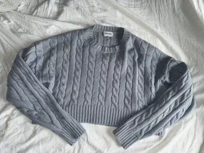 Aritzia Sunday best Peggy sweater, View more