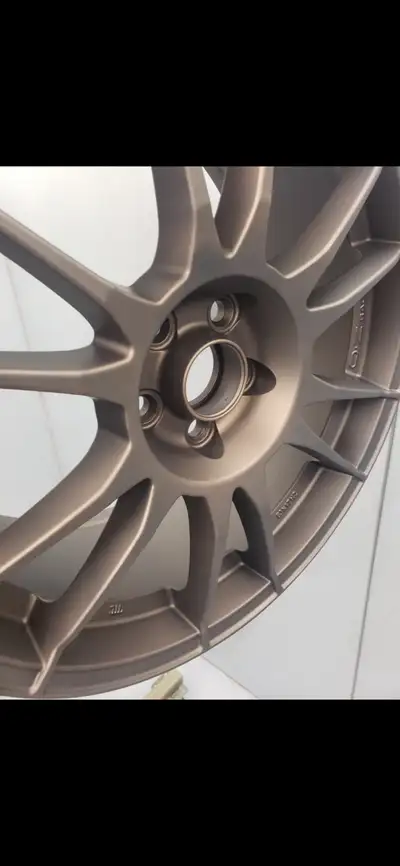 OZ Racing Ultraleggera 17x8 5x100 +48 Offset 56.1mm bore Removed from a 2007 wrx Powder coated bronz...