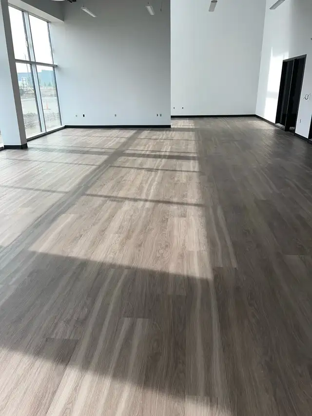 Ali 7 Flooring and Stairs 63436969470081124
