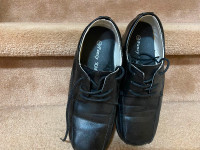 Boys shoes size 2 in new condition
