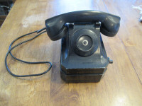 Antique Stromberg Carlson Magneto Crank Telephone