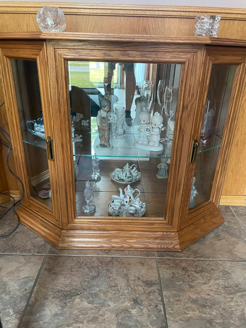 Solid Oak Matching Table hutch end tables Dining Tables & Sets