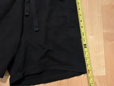 Men’s shorts $10 Medium black shorts drawstring elastic waist in Men's in Oakville / Halton Region - Image 7