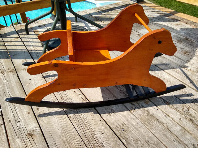 Chaise berçante pour enfant in Playpens, Swings & Saucers in Gatineau
