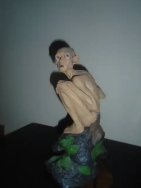 Smeagol Gollum - LOTR .. Statue62866661173635121