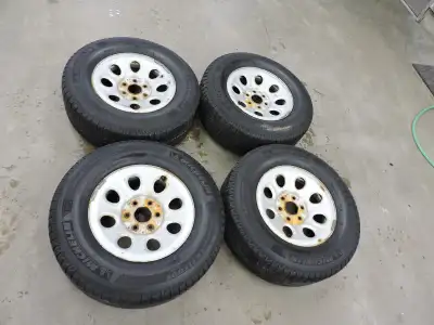 Set of 4 6-bolt steel rims with 6X139.7MM or 6X 5 1/2 bolt pattern that are common on Chev and GMC t...