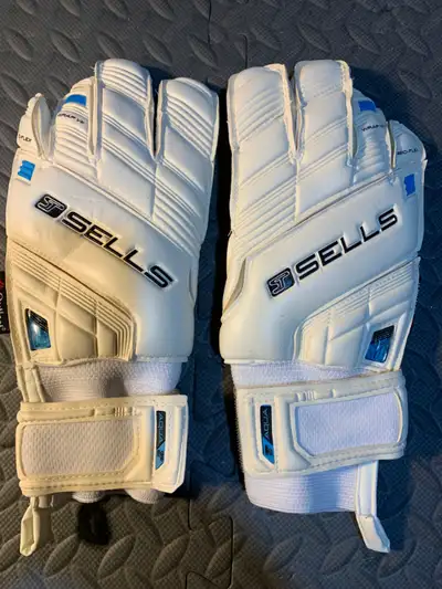 2010 Sells Soccer Goalkeeper Gloves Size 7 Never Used, View more