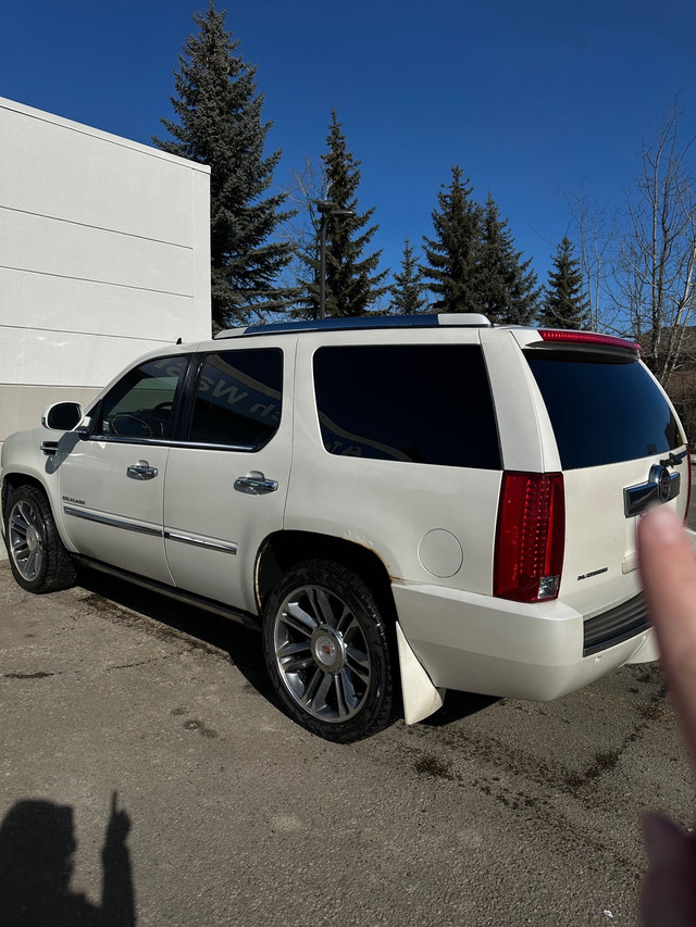 Cadillac Escalade in Cars & Trucks in Edmonton - Image 2