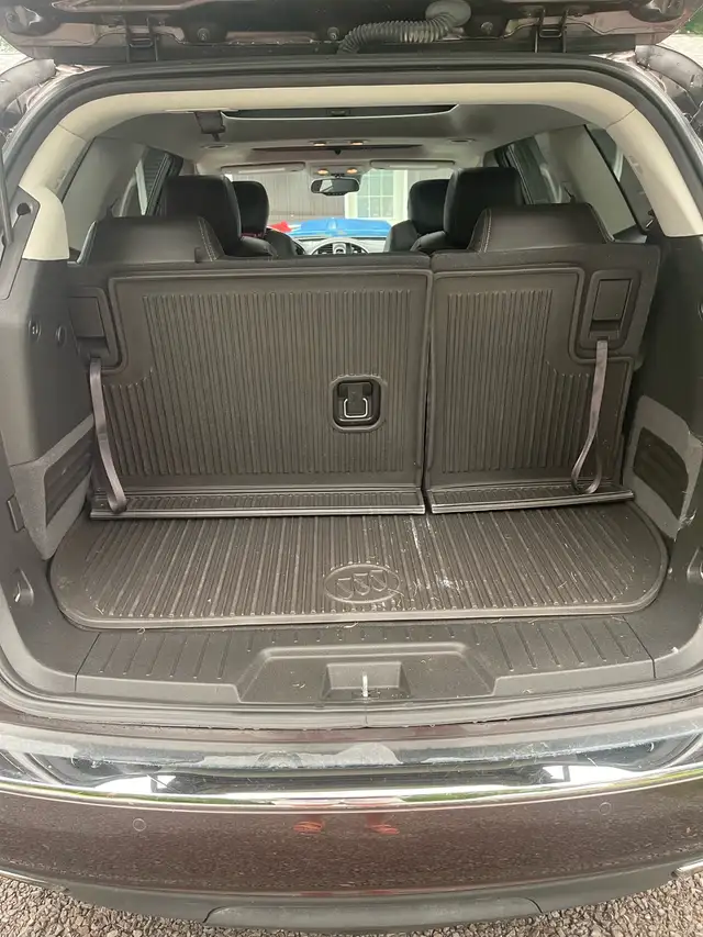 2017 Buick Enclave. 518514683601889282
