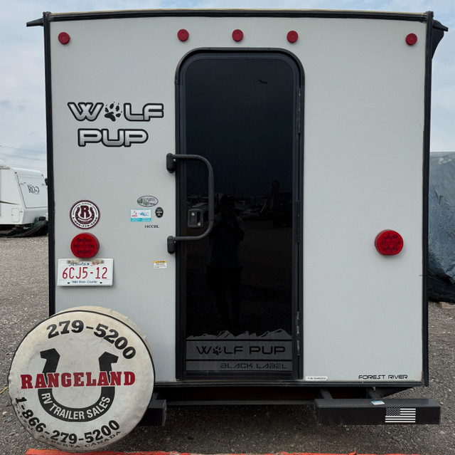 2021 Forest River Wolf Pup 14CCBL - Great Couples Trailer in Travel Trailers & Campers in Calgary - Image 4