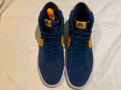 Mens Shoes Size US12 Vans Old Skool Nike SB Blazer Mids, View more