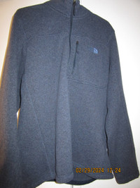 THE NORTH FACE HEAVY WIEGHT FLEECE PULL OVER LIKE NEW IN XL
