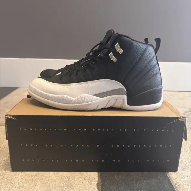 Nike Air Jordan Retro 12 OG Men’s Size 13 Barely Used With in Men's Shoes in City of Montréal - Image 2