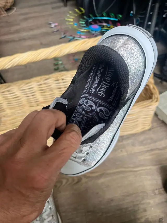 NEW women’s size 10 Skechers slip ins Snoop Dogg sneakers   NEW in Women's - Shoes in Calgary - Image 4