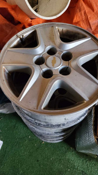 15" alloy wheels rims off 2005 Chevy Malibu