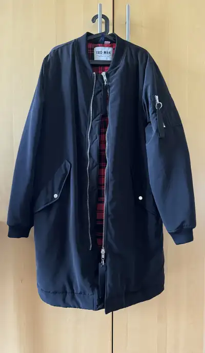 Up for sale H&M long padded bomber jacket. Colour black. Size L. Excellent condition. Rarely worn.