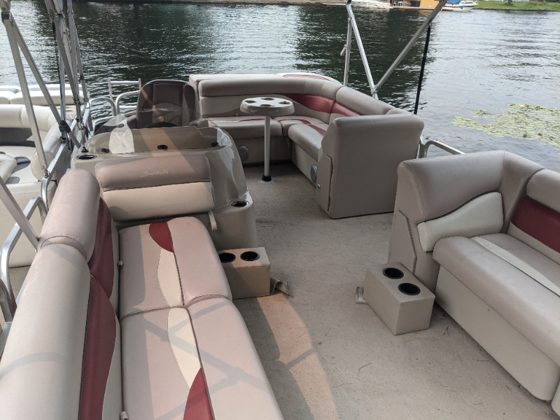 Pontoon Boats!!! Powerboats & Motorboats Muskoka Kijiji