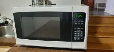 MicroOnde 1.1pc, View more