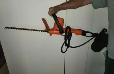 Selling an electric 16" Black & Decker hedge trimmer. Works great In great condition West Kildonan a...
