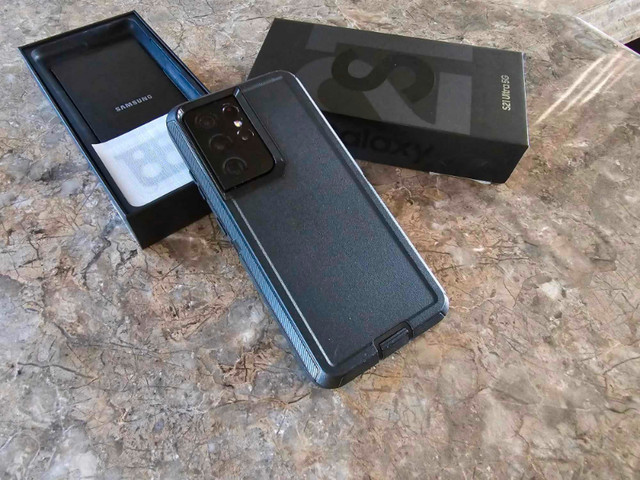 Samsung Galaxy S21 Ultra 5G 512gb avec étui robuste dans Téléphones cellulaires  à Saint-Jean-sur-Richelieu - Image 2