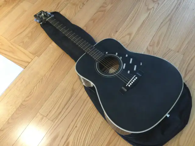 Yamaha acoustic guitar and Carry bag