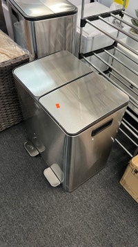 Dual Garbage Bin, Soft-Close Trash Can with Foot Pedal, 2 x 20 L Markham / York Region Toronto (GTA) Preview