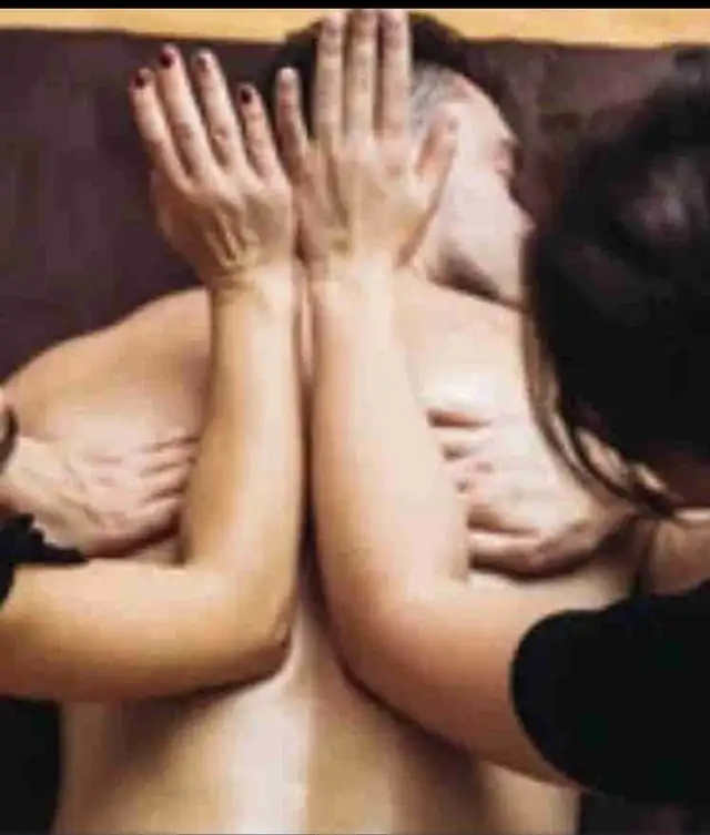  Amazing Massage  (4 hands available too)