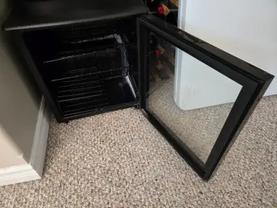 Small fridge for wine or students, View more