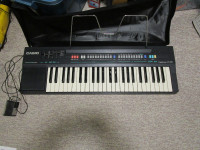 Vintage Casiotone CT-370 Keyboard